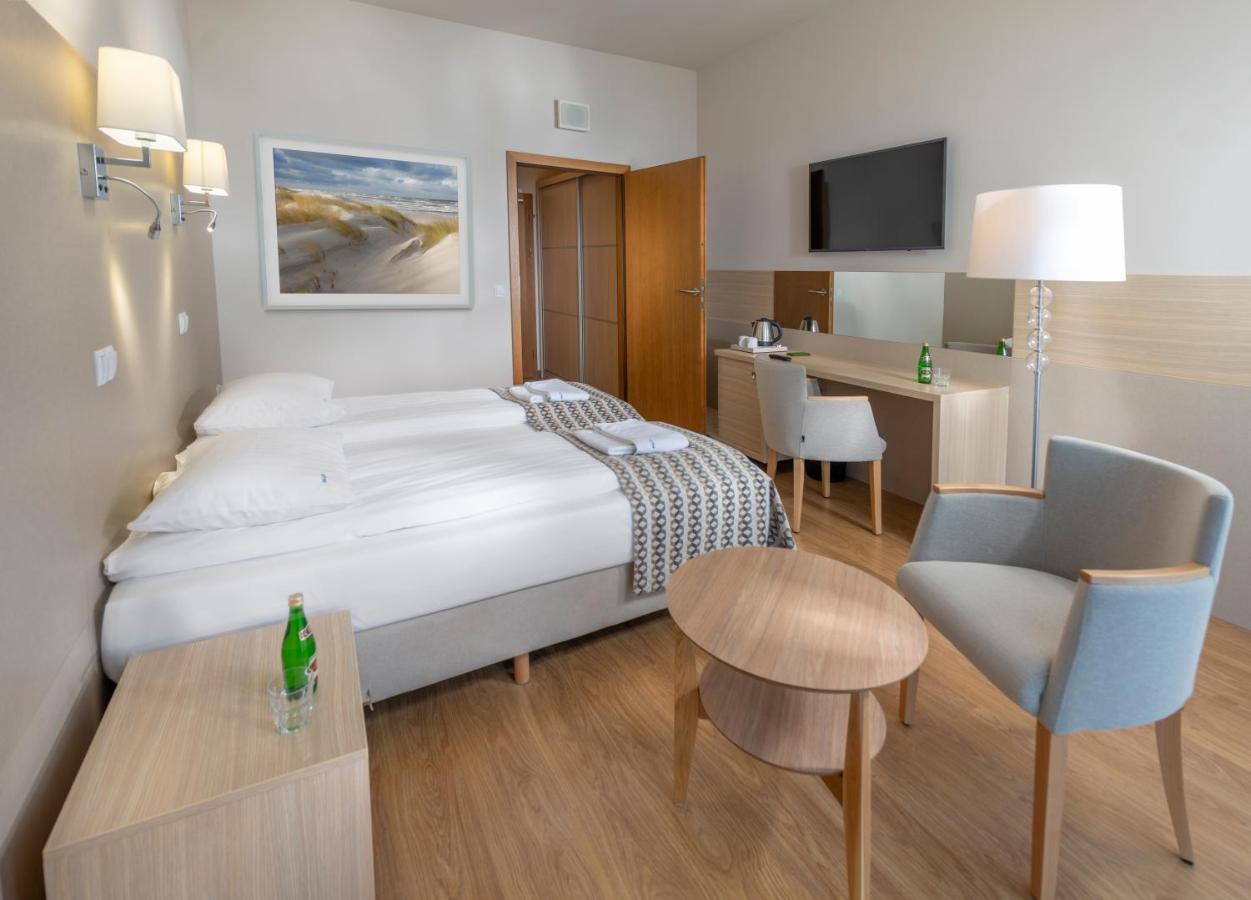 Olymp IV Hotel Колобжег Екстериор снимка