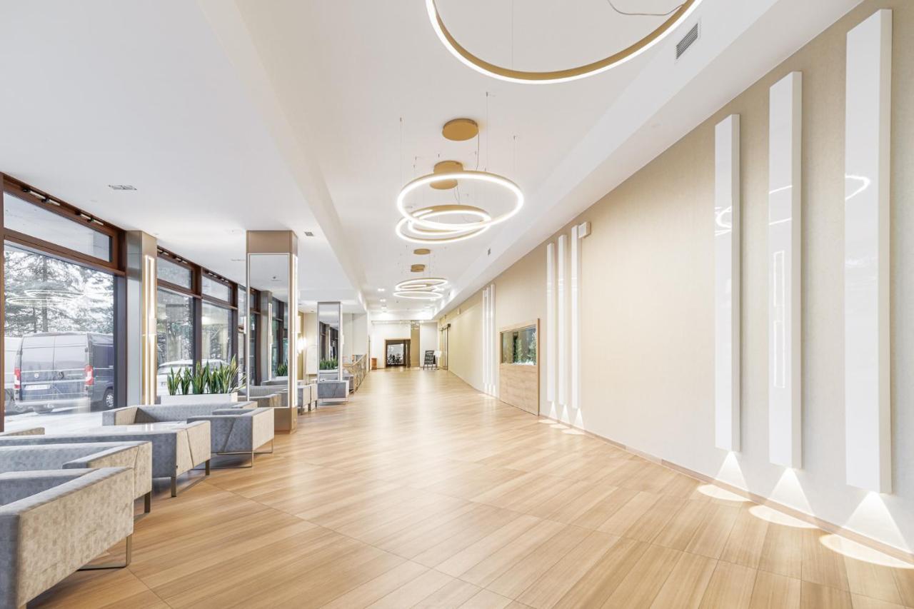 Olymp IV Hotel Колобжег Екстериор снимка