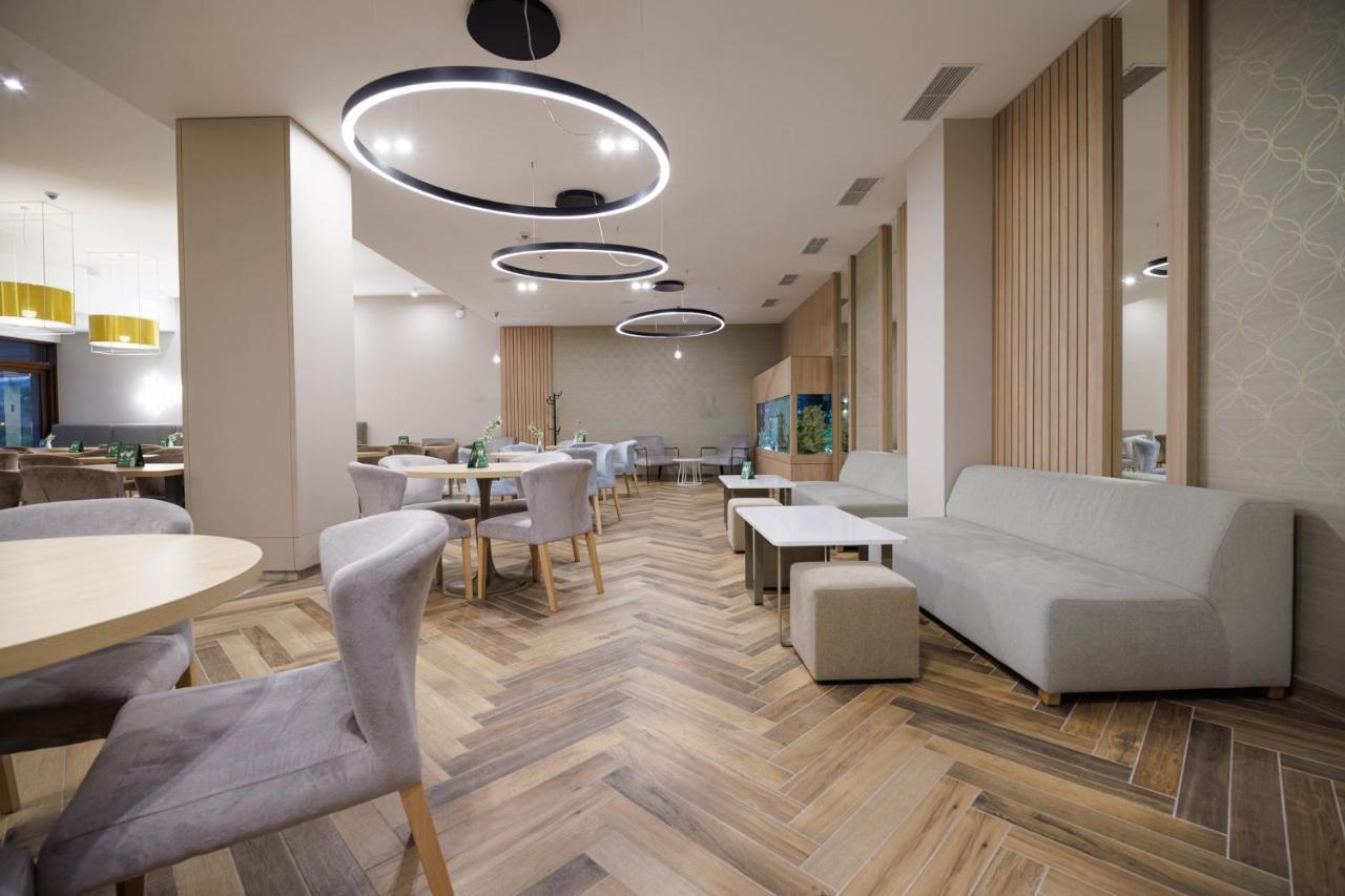 Olymp IV Hotel Колобжег Екстериор снимка